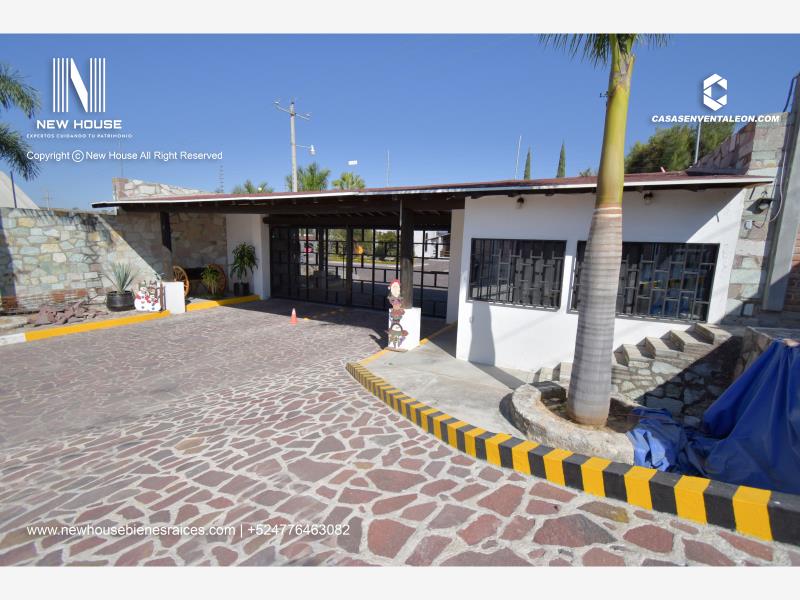 Finca-Rancho en venta en Villas de Silao, Silao de la Victoria — foto 1 de 82