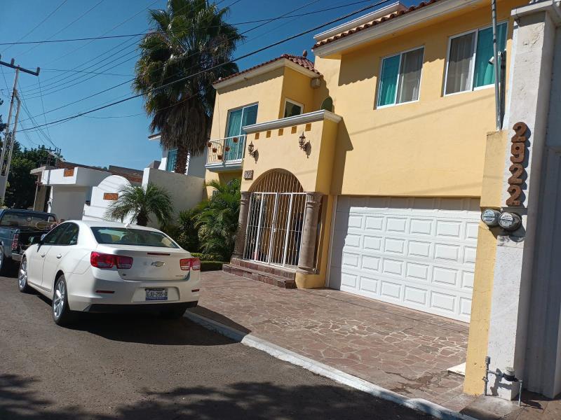 Casa en renta en Villas de Irapuato, Irapuato — foto 1 de 11