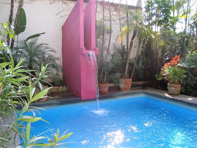Casa en renta en Palmira Tinguindin, Cuernavaca — foto 1 de 38