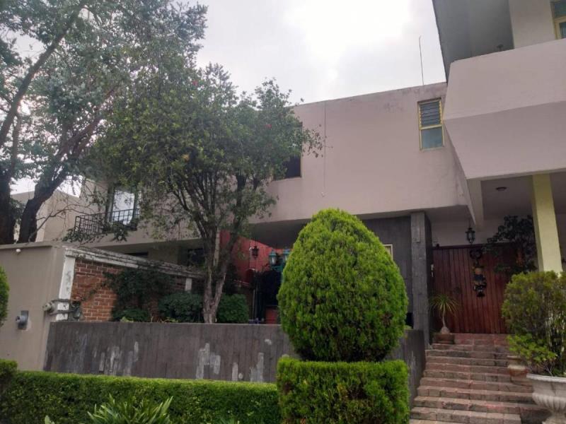 Casa en venta en La Herradura Sección III, Huixquilucan — foto 1 de 15