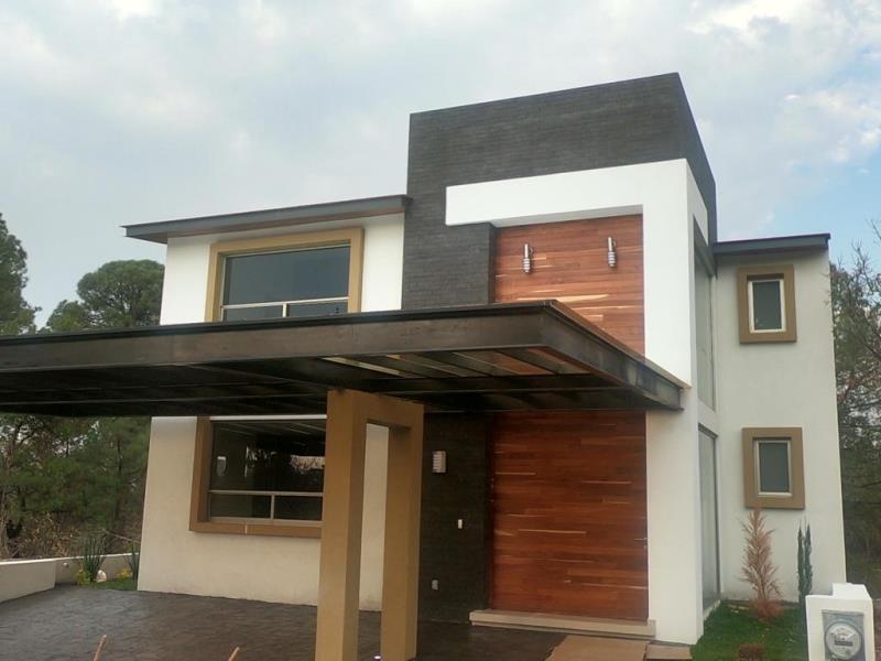 Casa en venta en Bosque Monarca, Morelia — foto 1 de 25