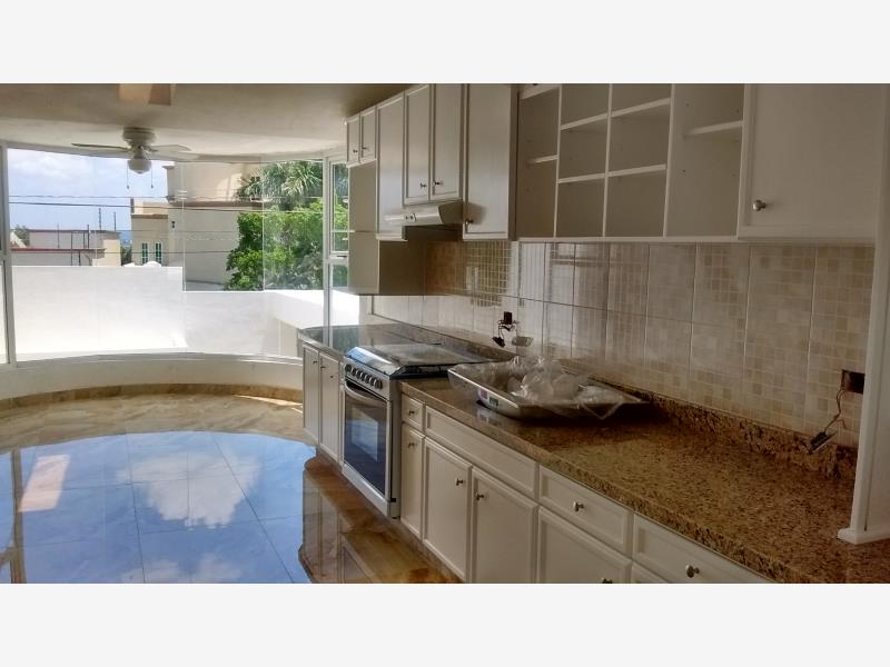 Casa en venta en Villas de Irapuato, Irapuato — foto 1 de 23