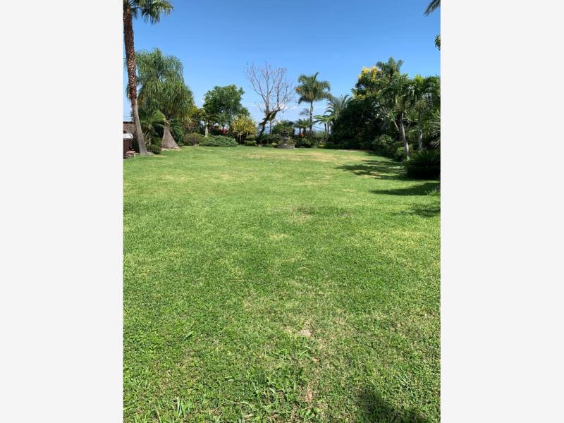 Terreno en venta en Lomas de Tzompantle, Cuernavaca — foto 1 de 2