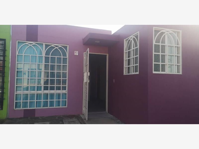 Casa en venta en Las Villas, Tlajomulco de Zúñiga — foto 1 de 8