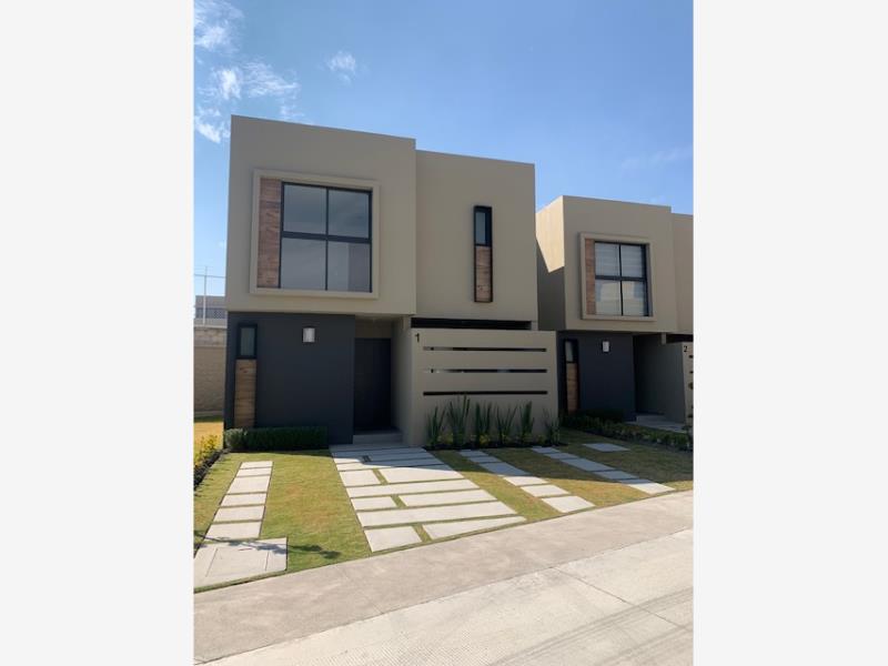 Casa en venta en Toluca, Toluca — foto 1 de 17