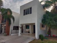 Casa en Colinas del Huajuco, Monterrey, Nuevo León