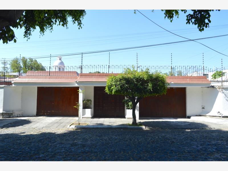 Casa en venta en Las Fuentes, Zapopan — foto 1 de 29
