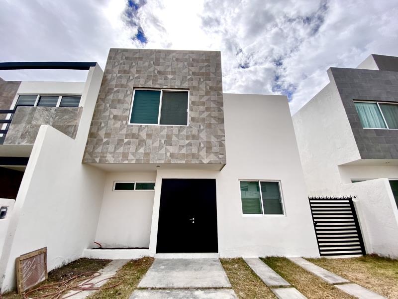 Casa en venta en Real del Bosque, Corregidora — foto 1 de 65