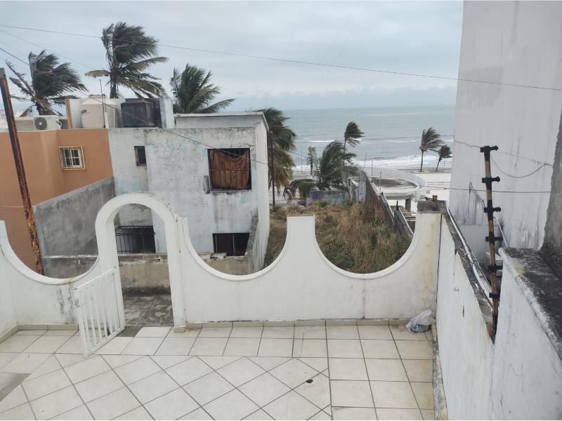 Casa en venta en Infonavit El Morro, Boca del Río — foto 1 de 37