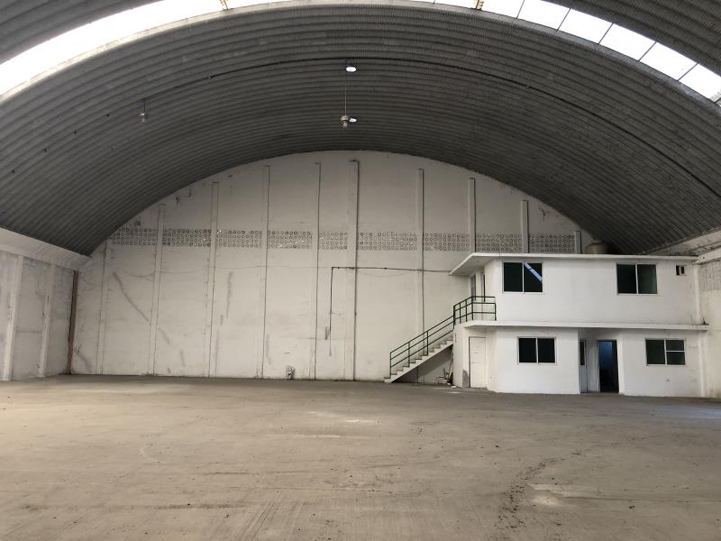 Bodega en renta en Miguel Hidalgo, Centro — foto 1 de 19