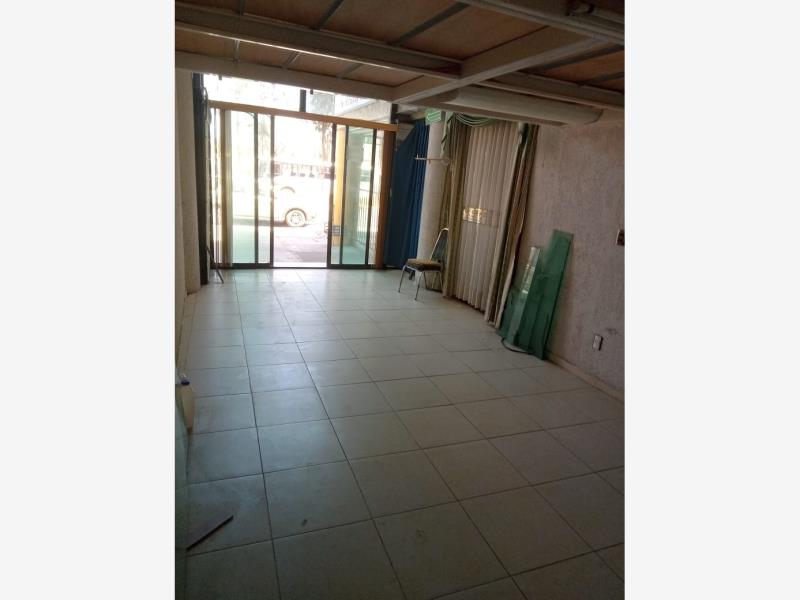 Local en venta en Jesus Jimenez Gallardo, Metepec