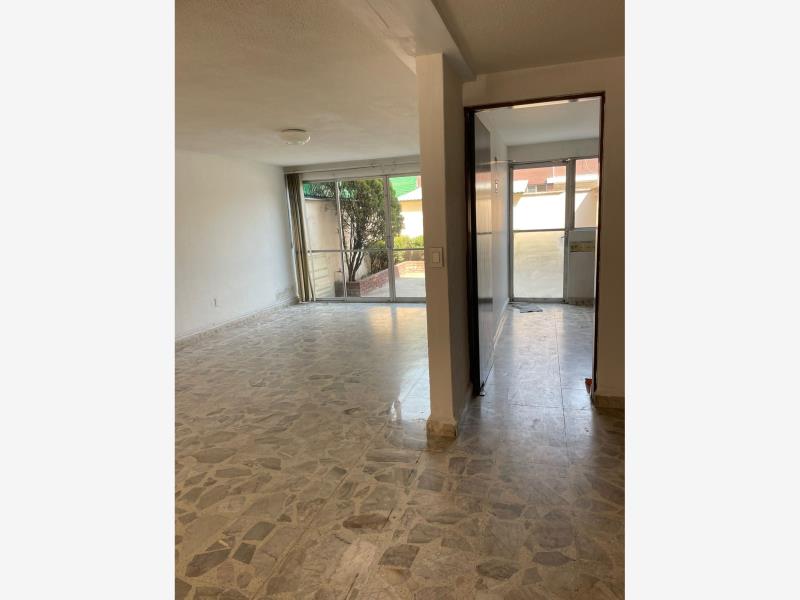 Casa en renta en Jardines de Santa Monica, Tlalnepantla de Baz — foto 1 de 5