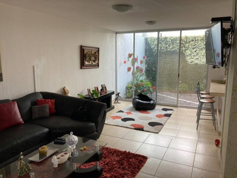 Casa en venta en Bosque Valdepeñas, Zapopan — foto 1 de 17
