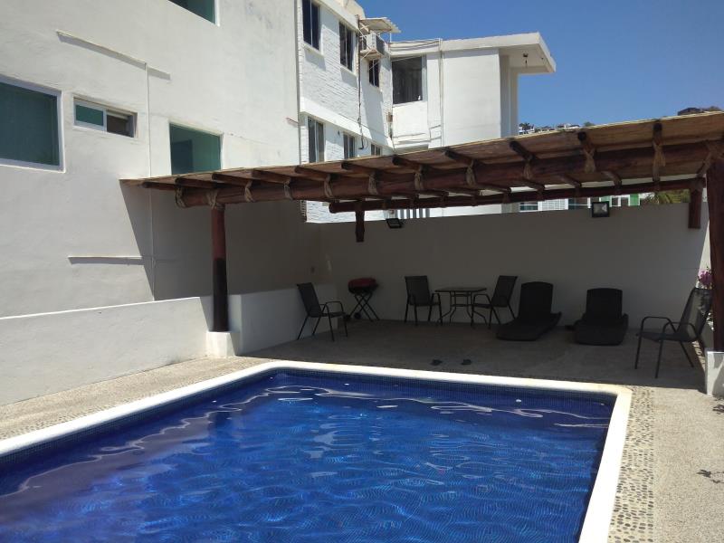 Departamento en venta en Club Deportivo, Acapulco de Juárez — foto 1 de 25