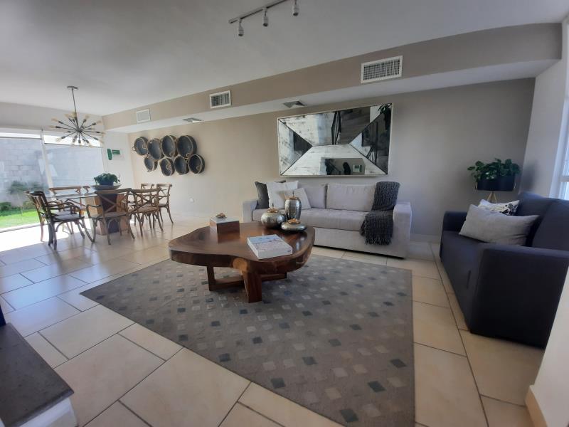 Casa en venta en Los Almendros, Torreón — foto 1 de 25