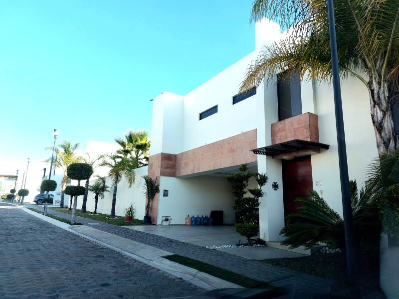 Casa en venta en Parque Victoria, San Andrés Cholula — foto 1 de 15