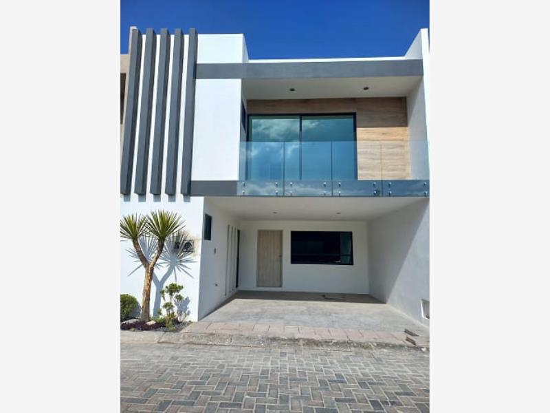 Casa en venta en Residencial del Bosque, San Pedro Cholula — foto 1 de 34