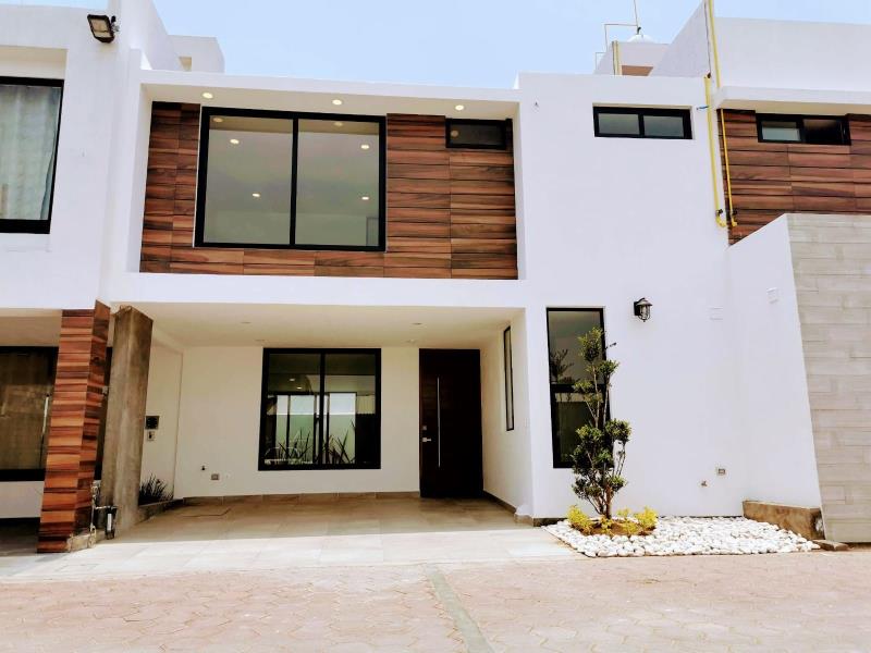 Casa en venta en Cholula de Rivadabia Centro, San Pedro Cholula — foto 1 de 12