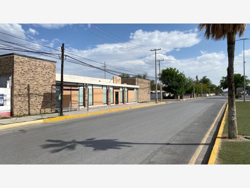 Edificio en venta en Jardines del Valle, Monclova — foto 1 de 16