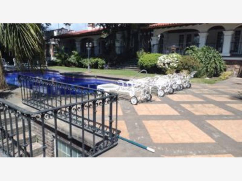 Casa en venta en Maravillas, Cuernavaca — foto 1 de 35