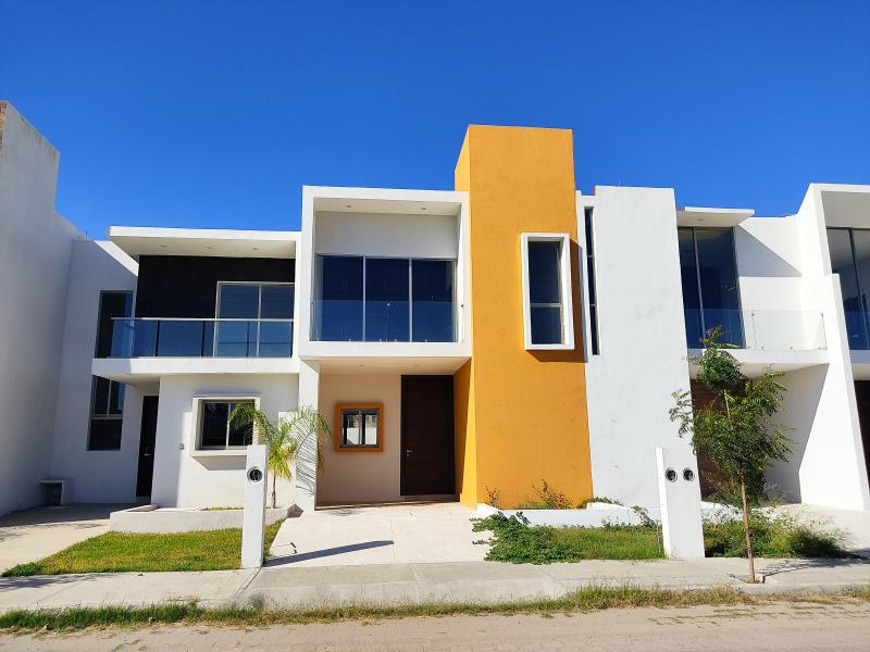 Casa en venta en Soleares, Manzanillo — foto 1 de 13