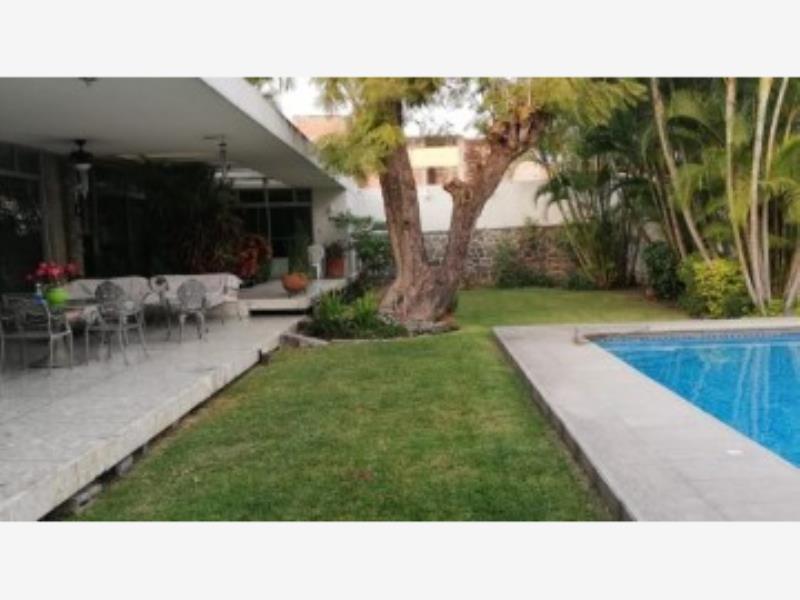 Casa en venta en Las Palmas, Cuernavaca — foto 1 de 26