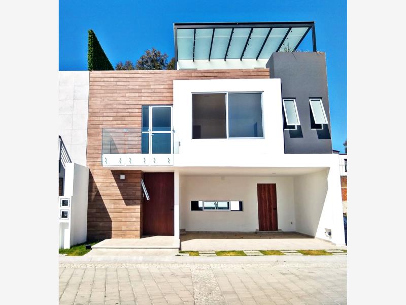 Casa en renta en Residencial el Campanario, San Pedro Cholula — foto 1 de 23