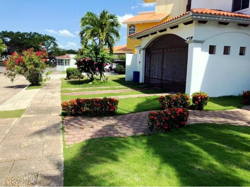 Casa en venta en El Country, Centro — foto 1 de 19