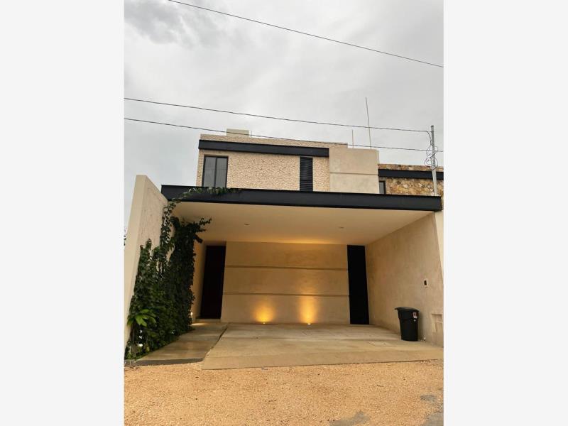 Casa en venta en Temozon Norte, Mérida — foto 1 de 16