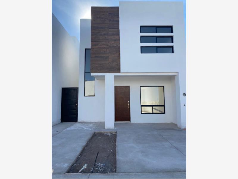Casa en venta en Puerta de Hierro, Torreón — foto 1 de 15