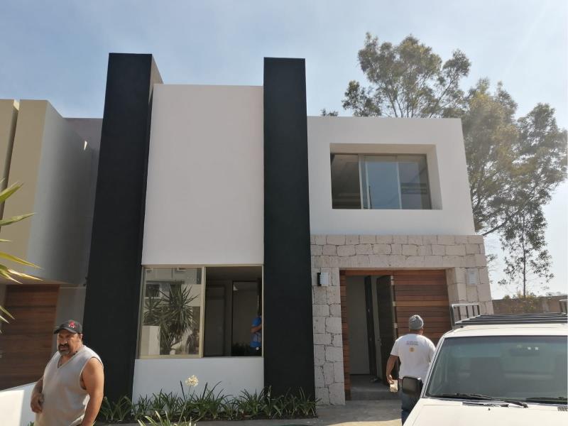 Casa en venta en Bosque Monarca, Morelia — foto 1 de 21