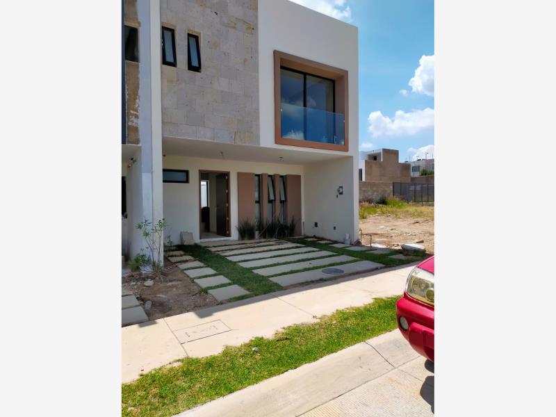 Casa en venta en Real de Valdepeñas, Zapopan — foto 1 de 15