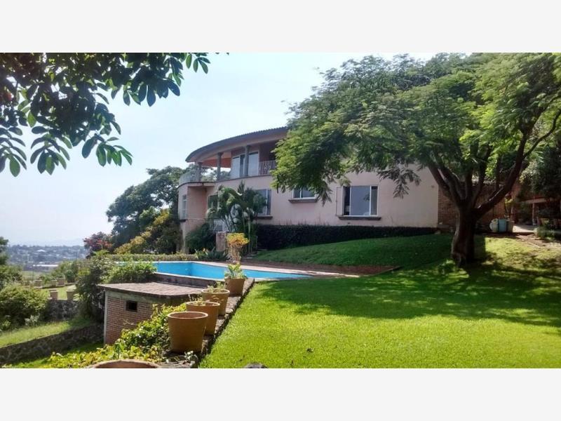 Casa en venta en Los Limoneros, Cuernavaca — foto 1 de 18