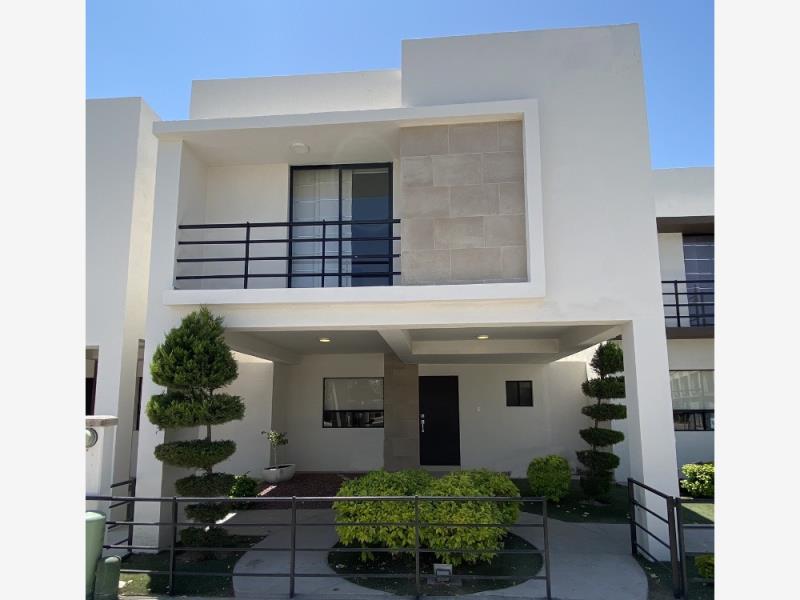 Casa en venta en Villas del Renacimiento, Torreón — foto 1 de 23