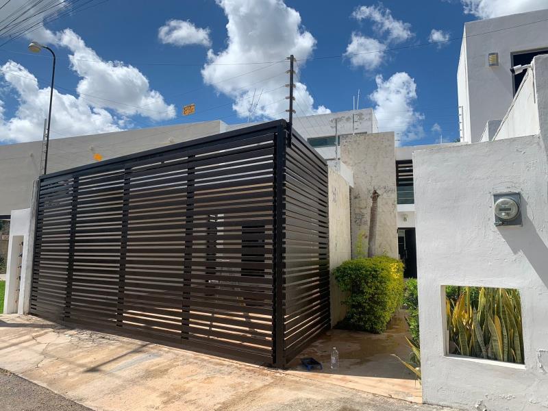 Casa en renta en Montebello, Mérida — foto 1 de 16