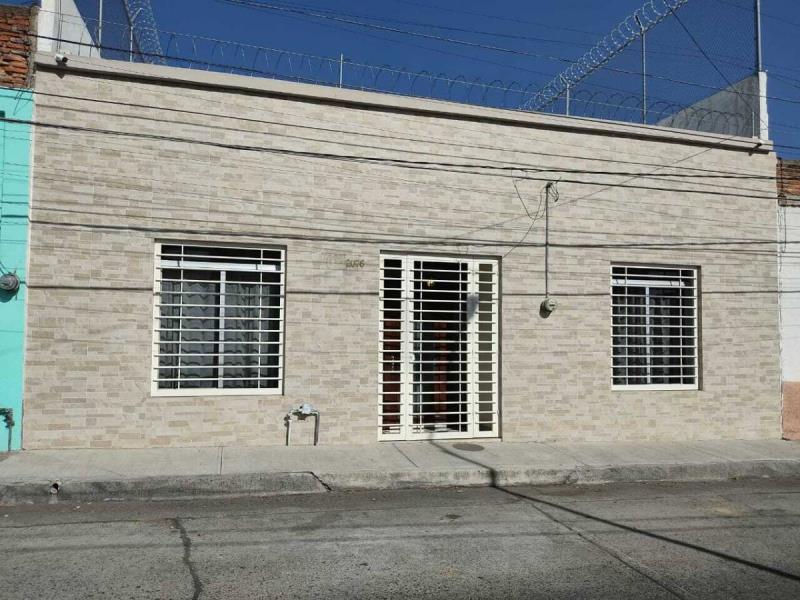 Casa en venta en Del Sur, Guadalajara — foto 1 de 36