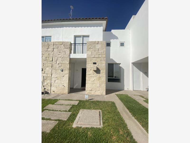 Casa en venta en Valle de los Almendros, Torreón — foto 1 de 28