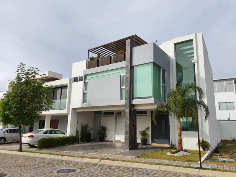 Casa en venta en Lomas de Angelópolis, San Andrés Cholula — foto 1 de 15