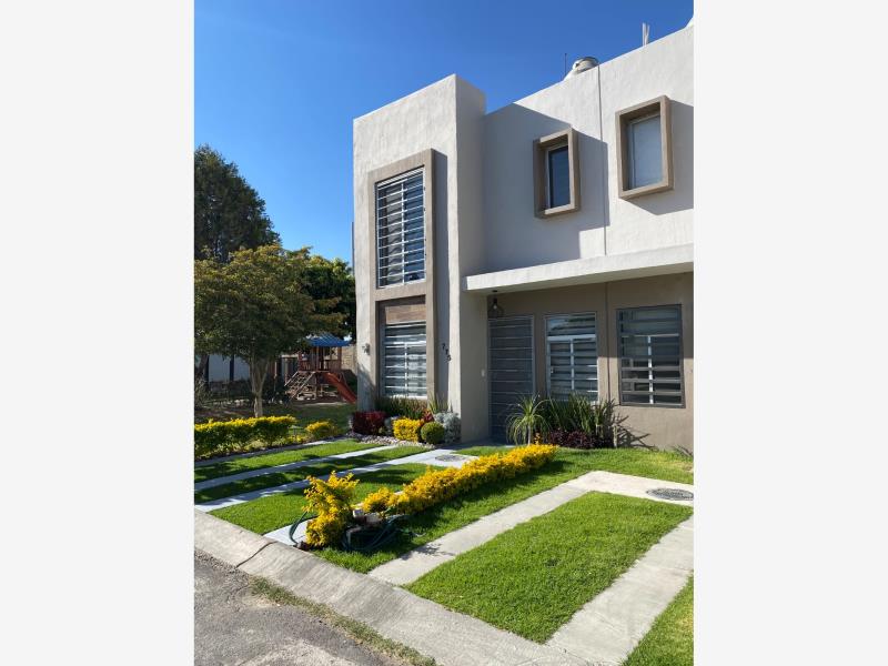 Casa en venta en Puerta del Llano, Zapopan — foto 1 de 30