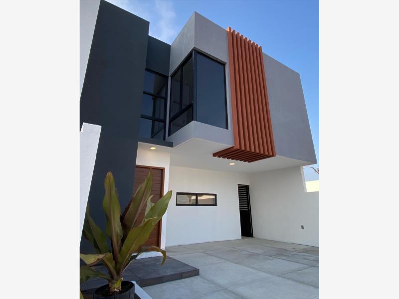 Casa en venta en Lomas de la Rioja, Alvarado — foto 1 de 10