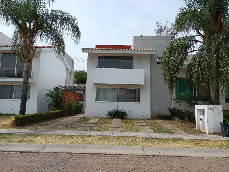 Casa en renta en San Antonio de Ayala, Irapuato — foto 1 de 10