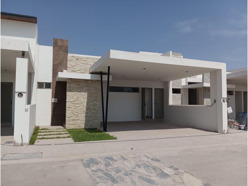 Casa en venta en Villa de las Palmas, Torreón — foto 1 de 35
