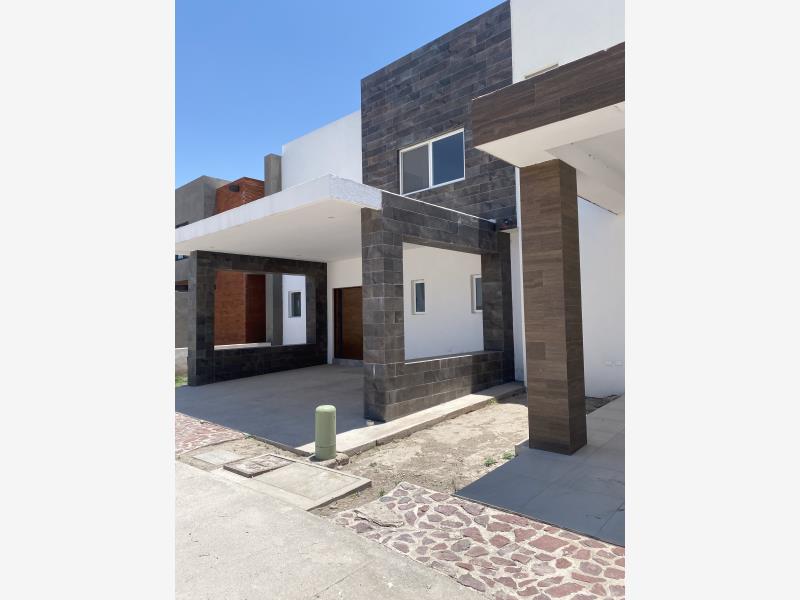 Casa en venta en Altozano la Nueva Laguna, Gómez Palacio — foto 1 de 16