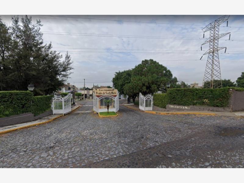 Terreno en venta en Santa Maria Tequepexpan, San Pedro Tlaquepaque — foto 1 de 8
