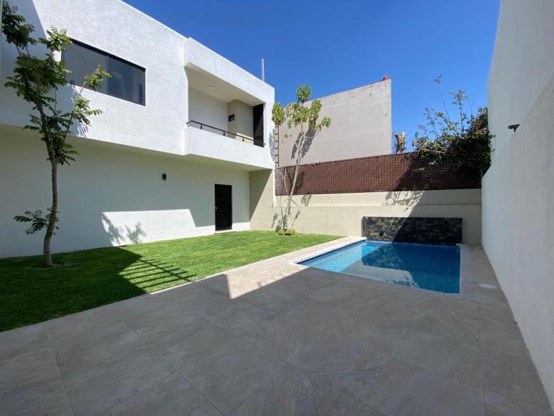 Casa en venta en Bosques de Palmira, Cuernavaca — foto 1 de 16