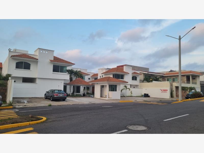 Casa en venta en Playas del Conchal, Alvarado — foto 1 de 20