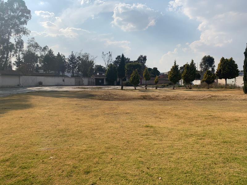 Terreno en renta en Espíritu Santo, Metepec — foto 1 de 16