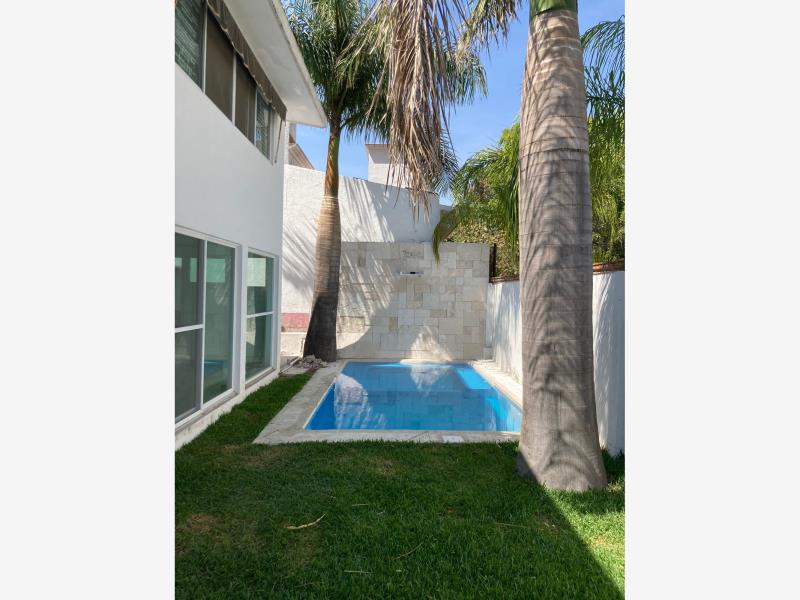 Casa en venta en Lomas de Cocoyoc, Atlatlahucan — foto 1 de 18