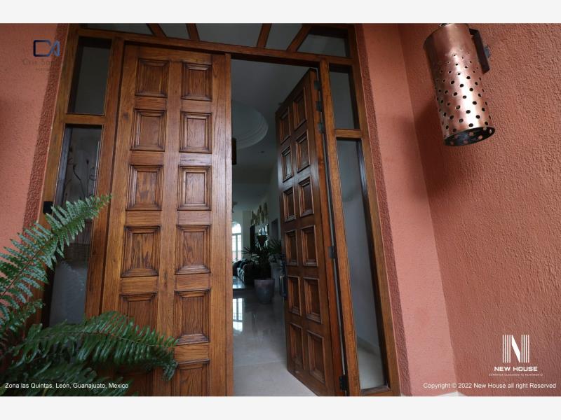 Casa en venta en Las Quintas, León — foto 1 de 36