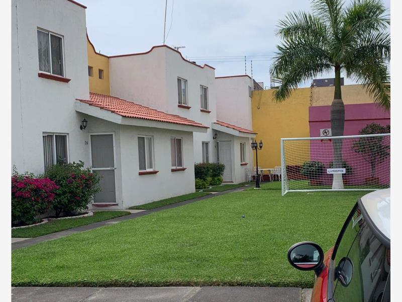 Casa en venta en Los Sabinos, Emiliano Zapata — foto 1 de 18